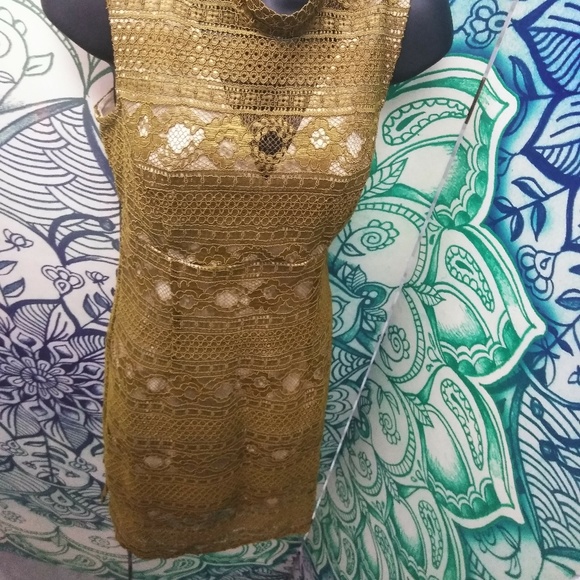 Lace Knit Pattern Dress - Picture 2 of 3